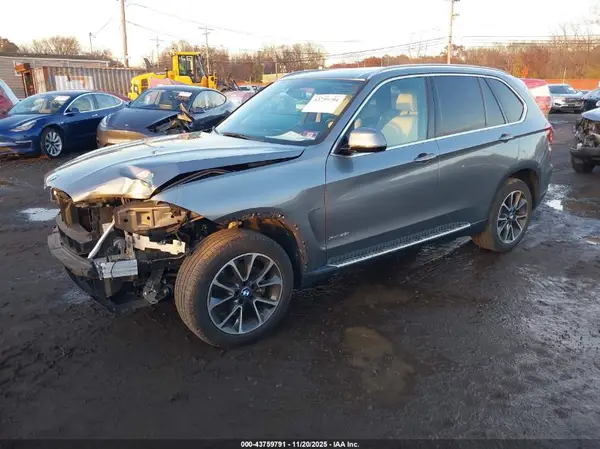 5UXKR0C33H0X79649 2017 BMW X5 - Image 2