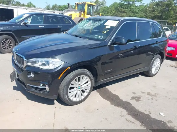 5UXKR0C33H0X81644 2017 BMW X5 - Image 2