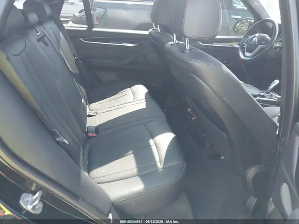 5UXKR0C33H0X81644 2017 BMW X5 - Image 8