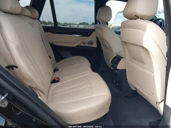 5UXKR0C33H0X81787 2017 BMW X5 - Image 8