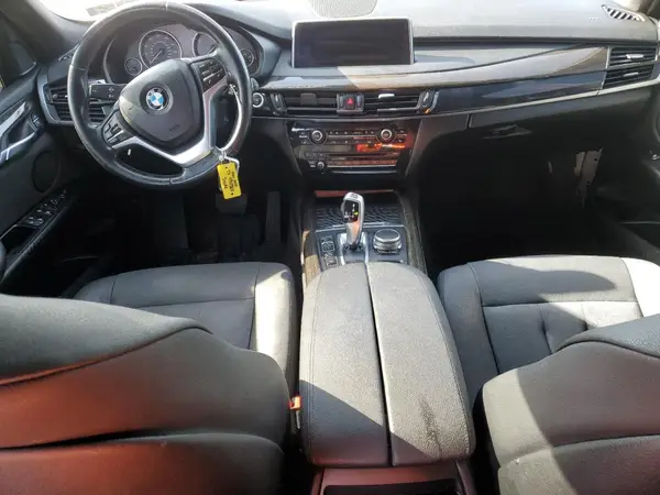 5UXKR0C34H0V70100 2017 BMW X5 - Image 8
