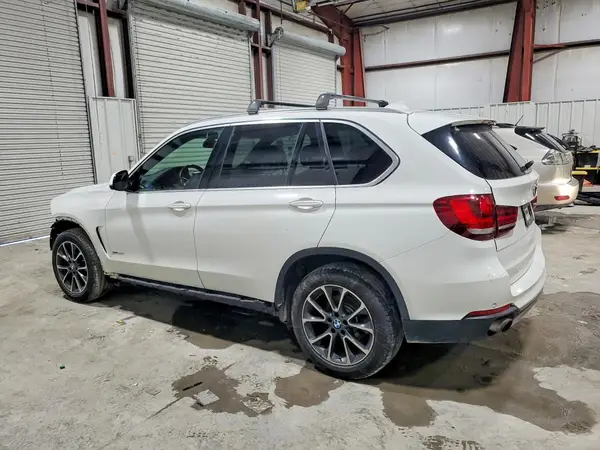 5UXKR0C34H0V71733 2017 BMW X5 - Image 2