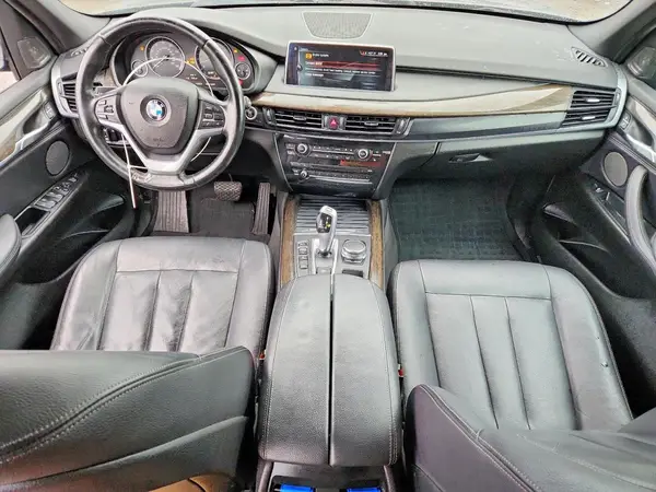 5UXKR0C34H0V73451 2017 BMW X5 - Image 8