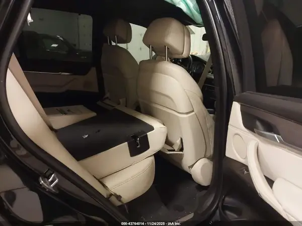 5UXKR0C34H0V76270 2017 BMW X5 - Image 8