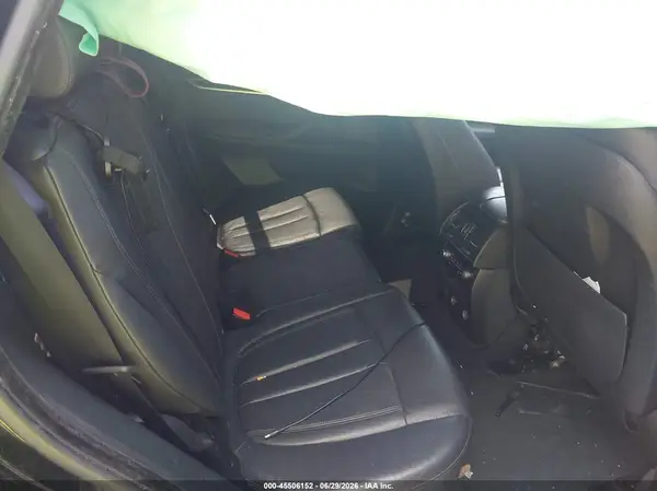 5UXKR0C34H0V76902 2017 BMW X5 - Image 8