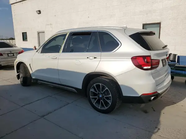 5UXKR0C34H0V76964 2017 BMW X5 - Image 2
