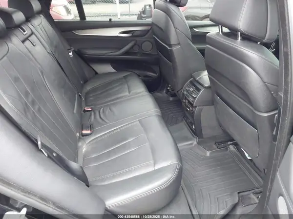 5UXKR0C34H0V78326 2017 BMW X5 - Image 8