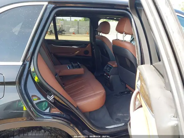 5UXKR0C34H0V78374 2017 BMW X5 - Image 8