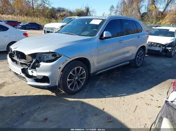 5UXKR0C34H0V78603 2017 BMW X5 - Image 2