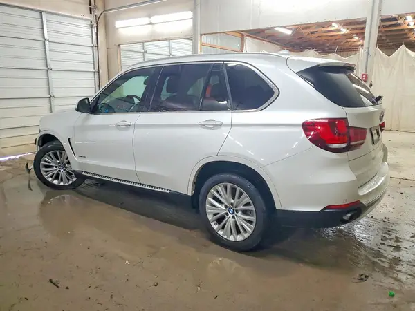 5UXKR0C34H0V80836 2017 BMW X5 - Image 2