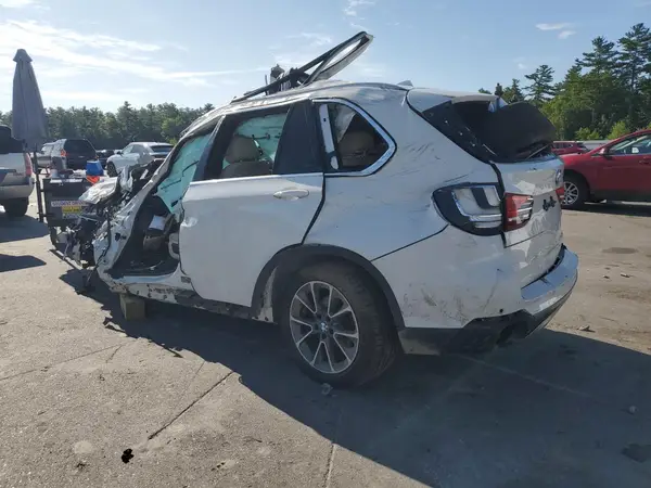 5UXKR0C34H0V81128 2017 BMW X5 - Image 2