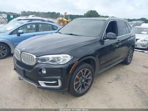 5UXKR0C34H0V82540 2017 BMW X5 - Image 2
