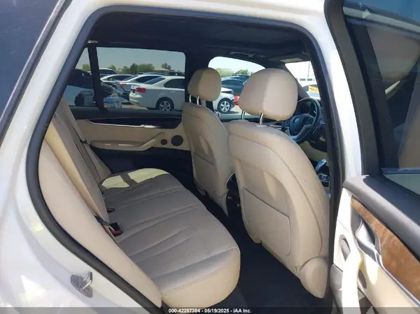 5UXKR0C34H0V84238 2017 BMW X5 - Image 8