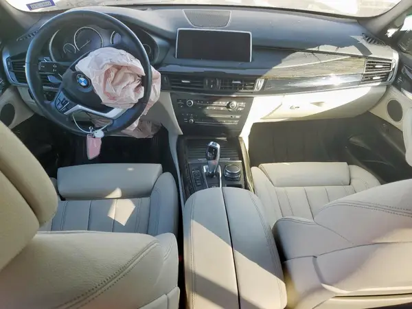 5UXKR0C34H0X77652 2017 BMW X5 - Image 8