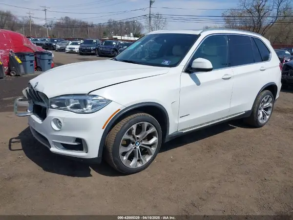 5UXKR0C34H0X77778 2017 BMW X5 - Image 2