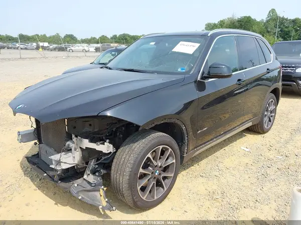 5UXKR0C34H0X79028 2017 BMW X5 - Image 2