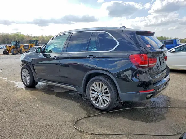 5UXKR0C34H0X83337 2017 BMW X5 - Image 2