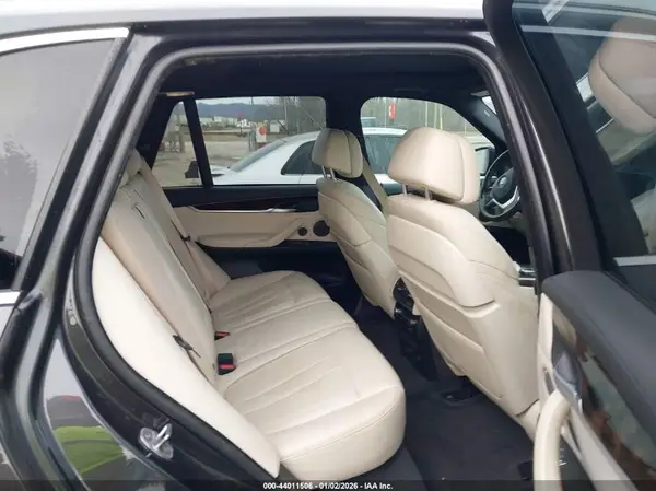 5UXKR0C35H0V69148 2017 BMW X5 - Image 8