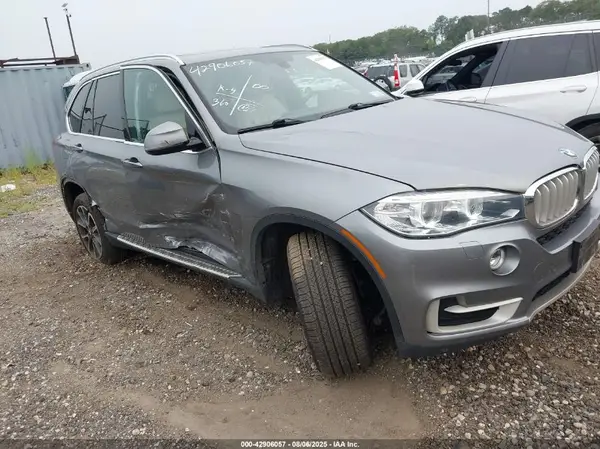 5UXKR0C35H0V74155 2017 BMW X5 - Image 1