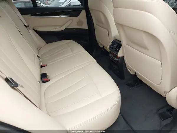 5UXKR0C35H0V74155 2017 BMW X5 - Image 8