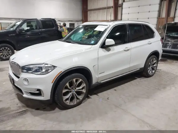 5UXKR0C35H0V77220 2017 BMW X5 - Image 2