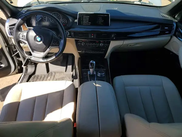 5UXKR0C35H0V77802 2017 BMW X5 - Image 8
