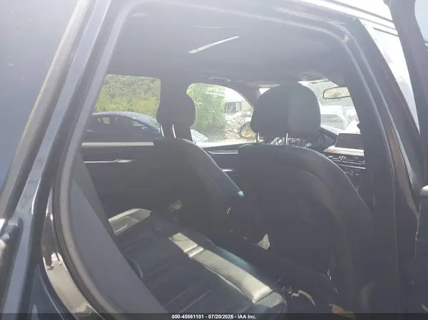 5UXKR0C35H0V79162 2017 BMW X5 - Image 8
