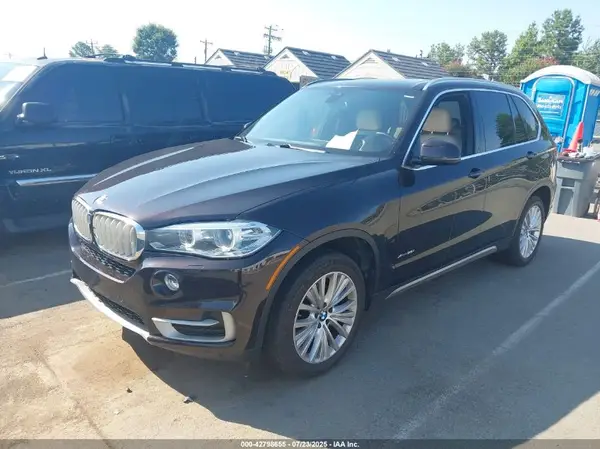 5UXKR0C35H0V84216 2017 BMW X5 - Image 2