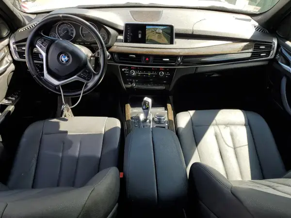 5UXKR0C35H0X77689 2017 BMW X5 - Image 8