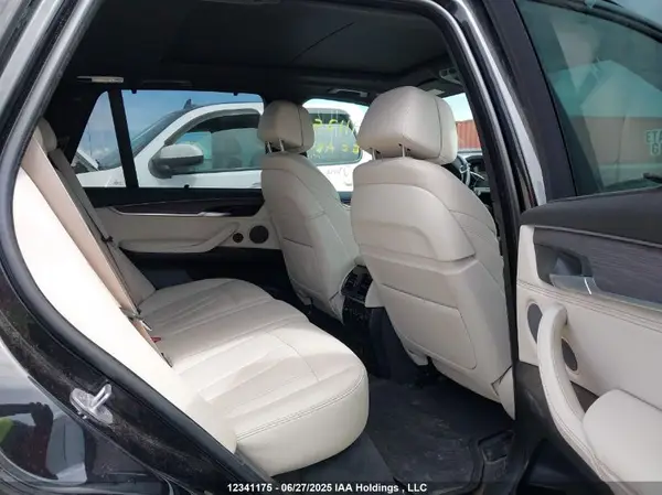 5UXKR0C35H0X80074 2017 BMW X5 - Image 8