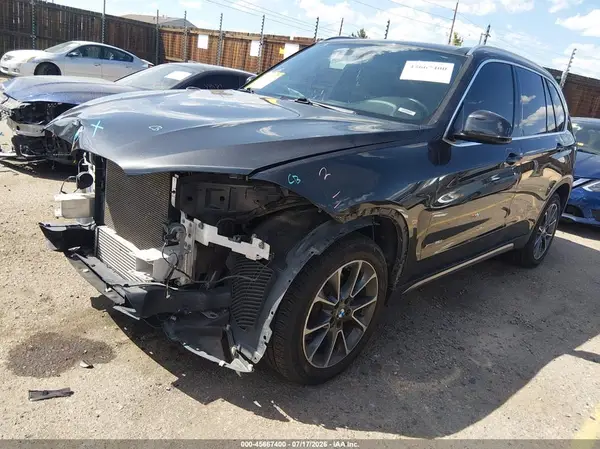 5UXKR0C35H0X83086 2017 BMW X5 - Image 2