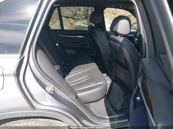 5UXKR0C36H0V70146 2017 BMW X5 - Image 8