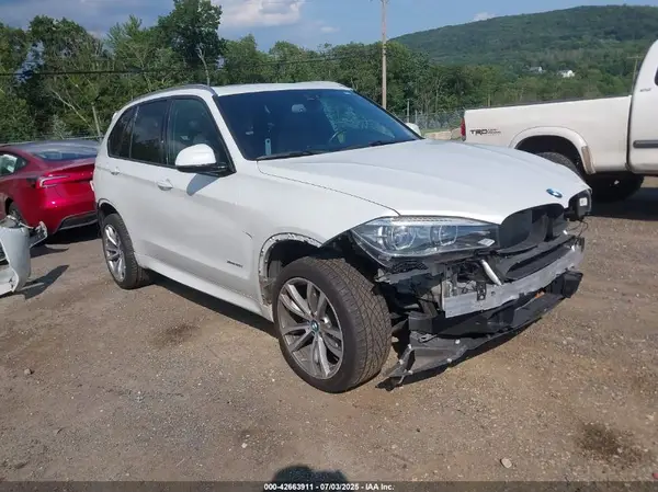 5UXKR0C36H0V76576 2017 BMW X5 - Image 1