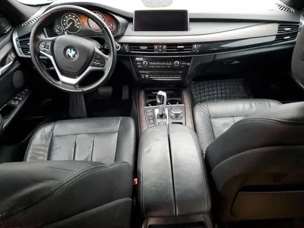 5UXKR0C36H0V77856 2017 BMW X5 - Image 8