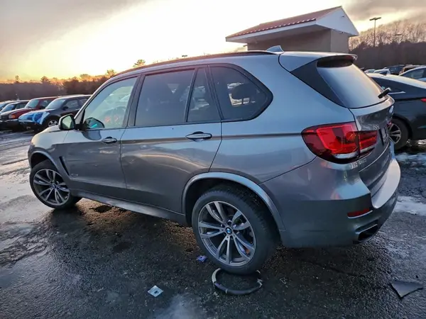 5UXKR0C36H0V79364 2017 BMW X5 - Image 2
