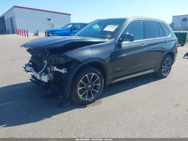 5UXKR0C36H0V81079 2017 BMW X5 - Image 2