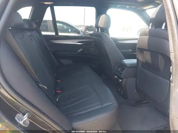 5UXKR0C36H0V81079 2017 BMW X5 - Image 8