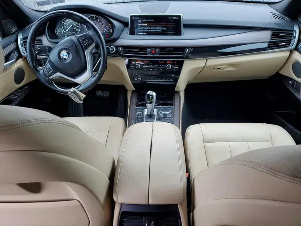 5UXKR0C36H0V82829 2017 BMW X5 - Image 8