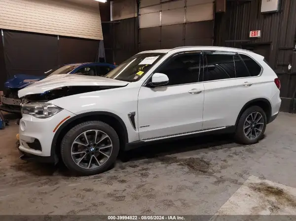 5UXKR0C36H0X82111 2017 BMW X5 - Image 2