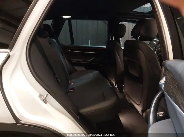 5UXKR0C36H0X82111 2017 BMW X5 - Image 8