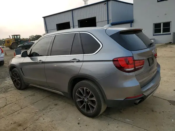 5UXKR0C36H0X83436 2017 BMW X5 - Image 2
