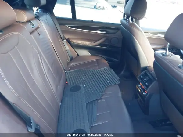 5UXKR0C37H0V75209 2017 BMW X5 - Image 8