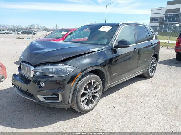 5UXKR0C37H0V77185 2017 BMW X5 - Image 2