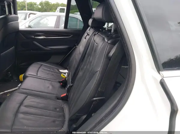 5UXKR0C37H0V82743 2017 BMW X5 - Image 8
