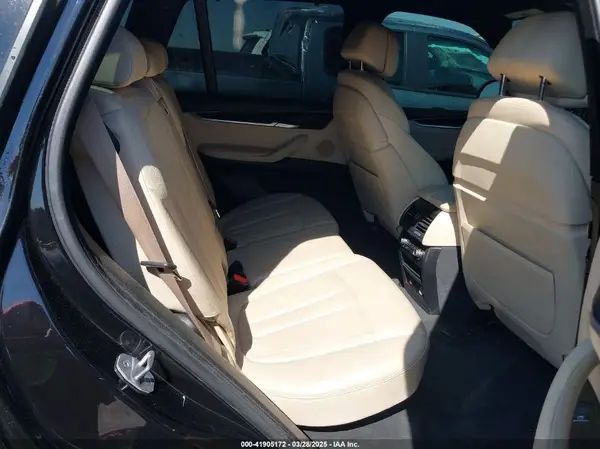5UXKR0C37H0V83472 2017 BMW X5 - Image 8
