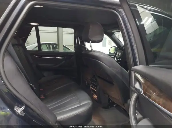 5UXKR0C37H0X77578 2017 BMW X5 - Image 8