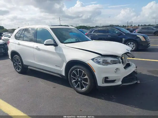 5UXKR0C37H0X82523 2017 BMW X5 - Image 1