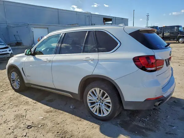 5UXKR0C37H0X83137 2017 BMW X5 - Image 2