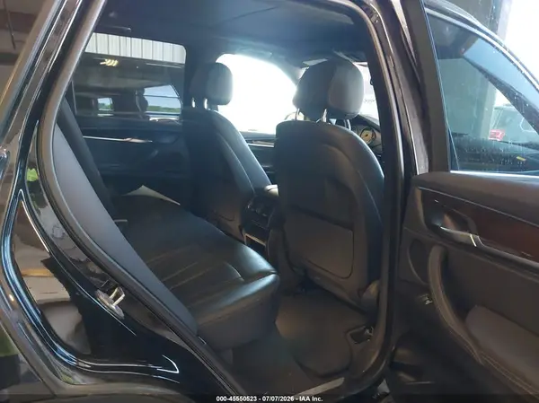 5UXKR0C37H0X83218 2017 BMW X5 - Image 8