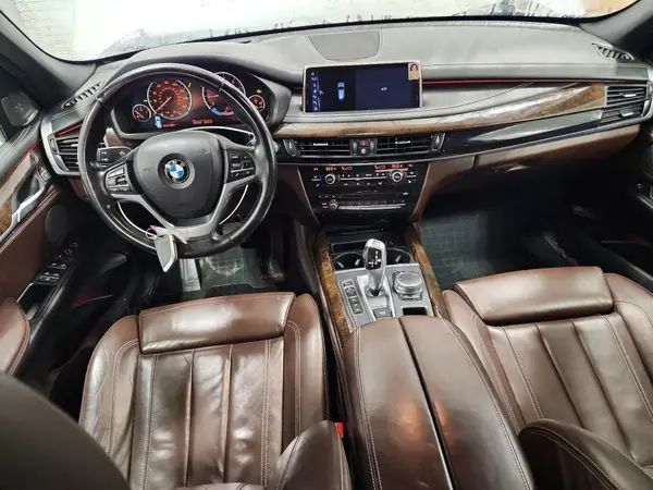 5UXKR0C38H0V70763 2017 BMW X5 - Image 8